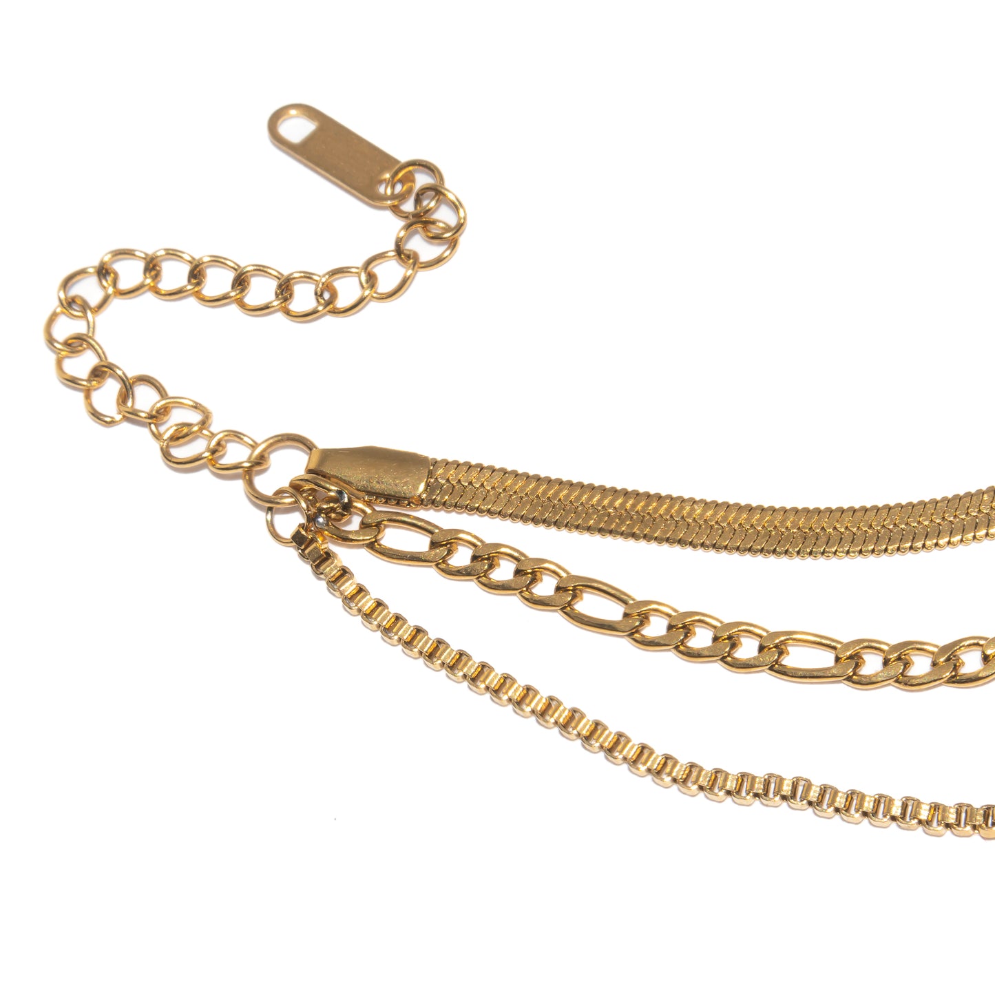 CLASSIQUE TRIPLE GOLDEN NECKLACE